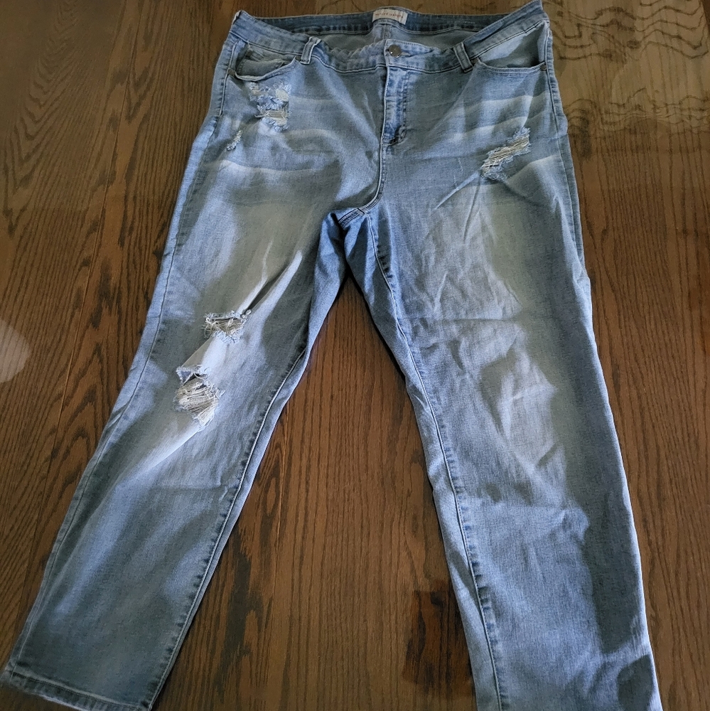 Plus sz22 Light Wash Jeans